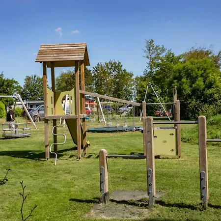 553 Op Recreatiepark De Wielen شاليه سينت مارتن