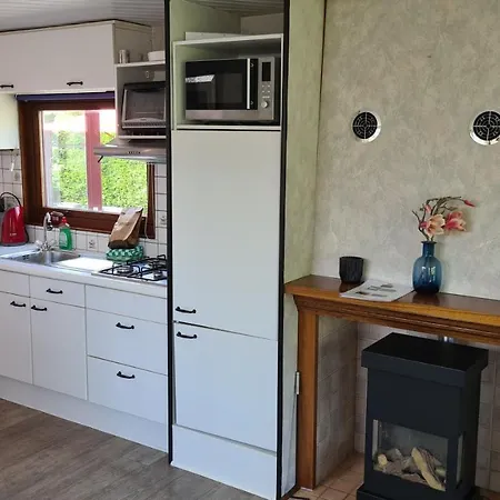 553 Op Recreatiepark De Wielen شاليه سينت مارتن