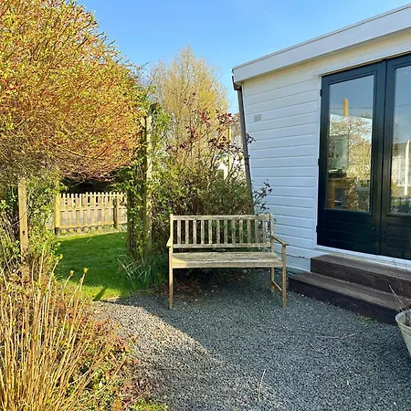 Chalet 553 Op Recreatiepark De Wielen