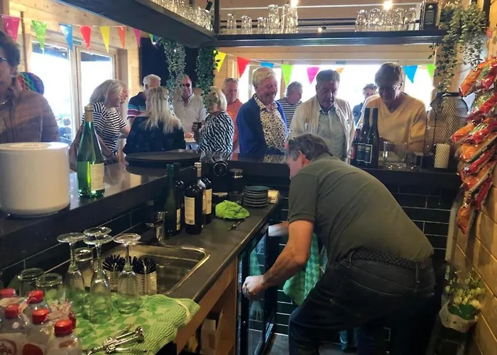 553 Op Recreatiepark De Wielen Chalet Sint Maarten